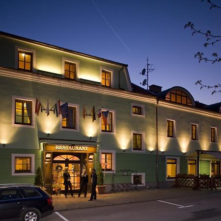 Hotel Vltava Frymburk Buitenkant foto