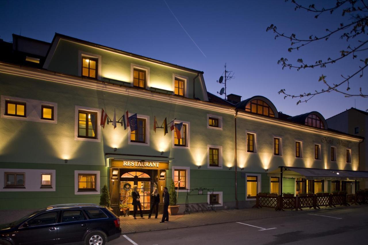 Hotel Vltava Frymburk Buitenkant foto